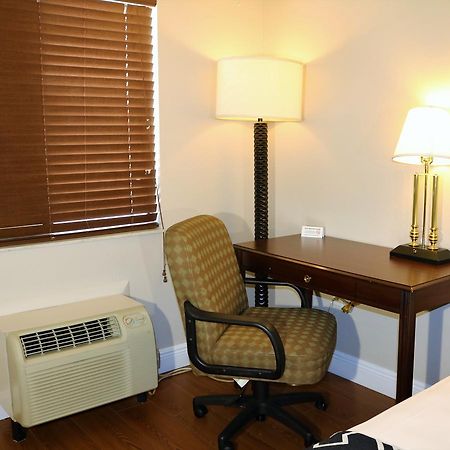 Monte Carlo Inn- Near Disney 基西米 外观 照片