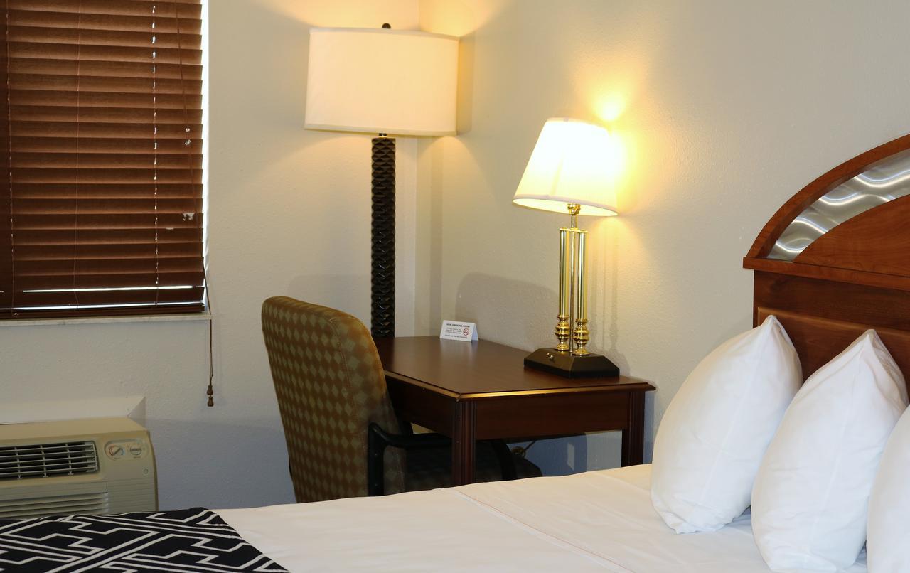 Monte Carlo Inn- Near Disney 基西米 外观 照片